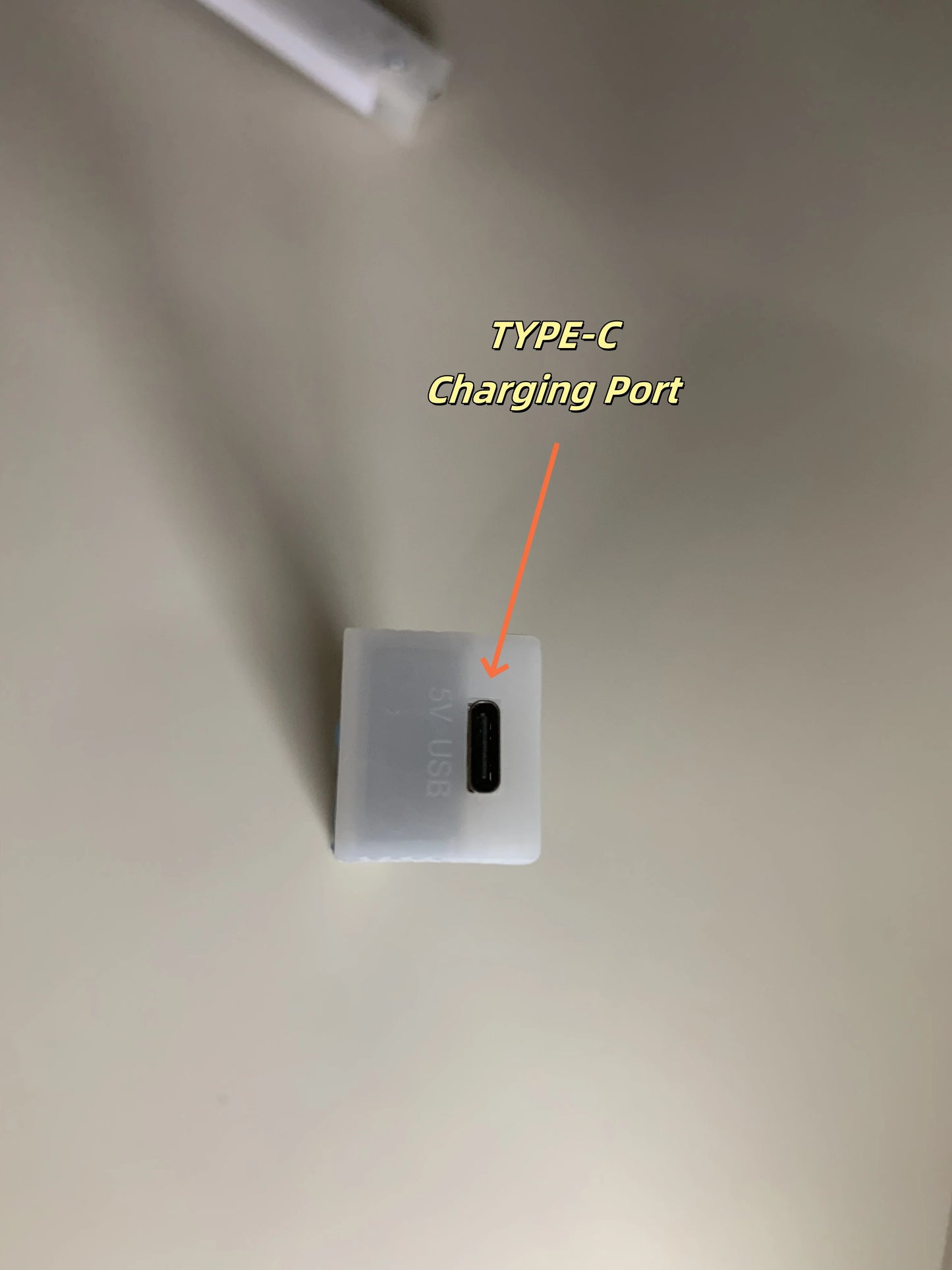 Veilleuse LED rechargeable avec détecteur de mouvement, sans fil, idéale pour une cuisine, une armoire, une table de chevet ou une barre lumineuse à induction